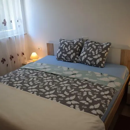 Apartman San 2 * Ližnjan